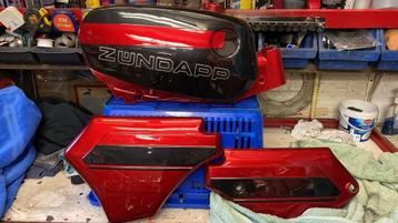 Zundapp 517 spuitset compleet tank zij kappen special paint beschikbaar voor biedingen