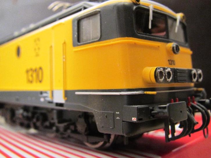 voor MäRKLIN: E-Loc 1310 geel van Rivarossi digitaal NS +OVP, Hobby en Vrije tijd, Modeltreinen | H0, Locomotief, Wisselstroom