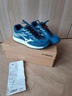 Zaalhockeyschoenen maat 32.5 Mizuno, Ophalen of Verzenden, Zo goed als nieuw, Schoenen