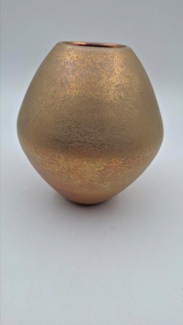 Mobach studio-vaas Joke Stroes  beschikbaar voor biedingen