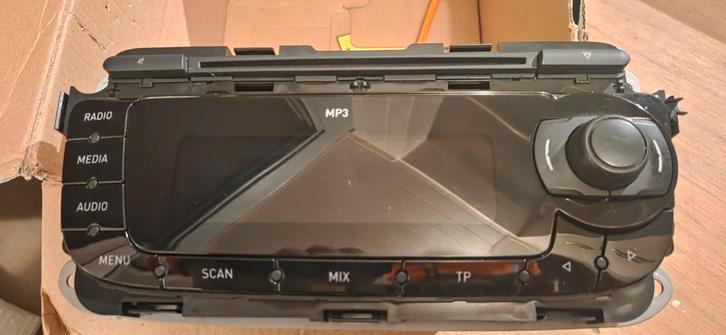 Originele Seat Ibiza 6J Radio, Auto diversen, Autoradio's, Gebruikt, Ophalen