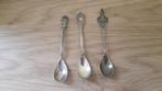 Drie theelepels uit vervlogen tijden., Antiek en Kunst, Curiosa en Brocante, Ophalen of Verzenden