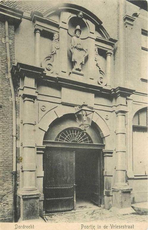 (300-455-005) Dordrecht Poortje in de Vriesestraat, Verzamelen, Ansichtkaarten | Nederland, Zuid-Holland, Verzenden