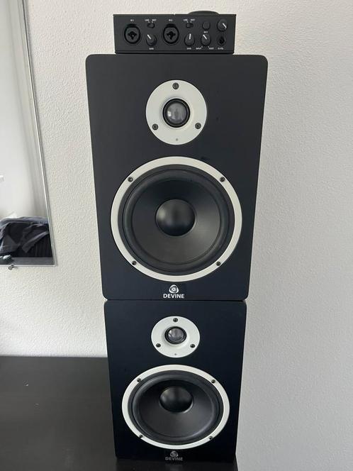 Devine MR-6A + komplete audio 2 interface, Audio, Tv en Foto, Luidsprekers, Zo goed als nieuw, 120 watt of meer, Overige merken