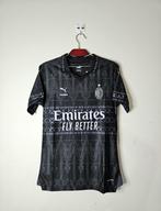 AC Milan x Pleasures Limited Edition Jersey - Maat M, Ophalen of Verzenden, Zo goed als nieuw, Maat 48/50 (M)