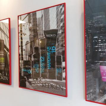 3 Rode lijsten exclusief REDKEN afbeelding beschikbaar voor biedingen