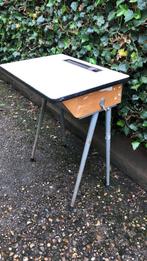 Kinder buro, Ophalen, Gebruikt, Tafel(s)