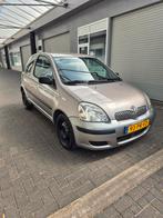 Toyota Yaris 1.3 16V Vvti 3DR Linea Terra 2004 Grijs, Auto's, Toyota, Voorwielaandrijving, Stof, Zwart, 4 cilinders