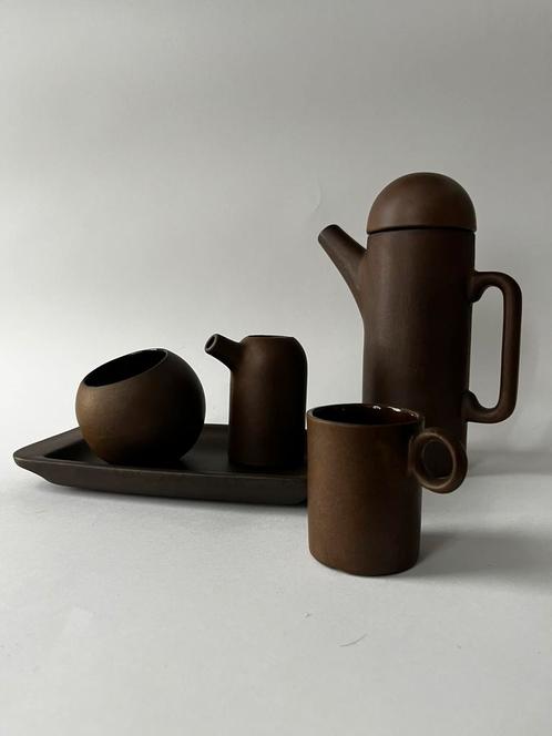 Design serviesset - Theo Potmeer - keramiek, Antiek en Kunst, Antiek | Keramiek en Aardewerk, Ophalen