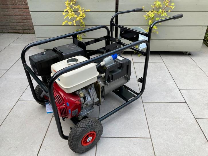 Honda Europower EP6000 6kVa aggregaat Zo Goed Als Nieuw, Doe-het-zelf en Verbouw, Gereedschap | Overige machines, Zo goed als nieuw