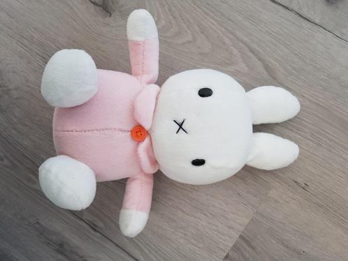 Knuffel Nijntje, Kinderen en Baby's, Speelgoed | Knuffels en Pluche, Zo goed als nieuw, Konijn, Ophalen of Verzenden