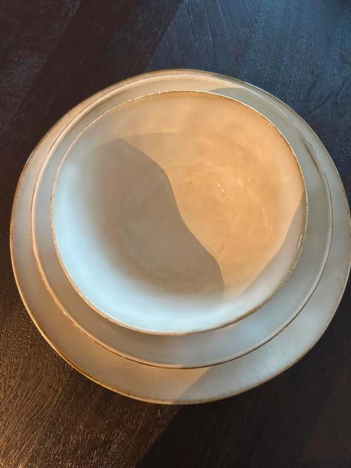 Karaca aria reactive servies/dinerset: beige, Huis en Inrichting, Keuken | Servies, Gebruikt, Compleet servies, Overige stijlen