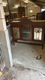 Antieke kastje grootmoeders tijd, Ophalen, Met plank(en), Gebruikt, Grootmoederstijd