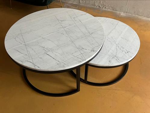 Richmond Lexington salontafel set van 2, wit marmer, Huis en Inrichting, Tafels | Salontafels, Nieuw, 50 tot 100 cm, Rond, Ophalen