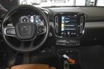 Volvo XC40 1.5 T2 Inscription , TREKHAAK , STOEL+STUUR VERW, Auto's, Gebruikt, Euro 6, Blauw, Bruin