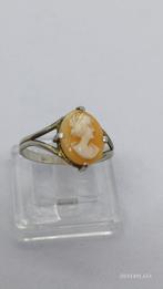 Zilveren Vintage Cameo Ring - Maat 51, Sieraden, Tassen en Uiterlijk, Ringen, Gebruikt, Ophalen of Verzenden, Kleiner dan 17, Met edelsteen