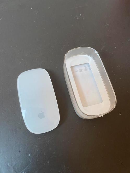 Apple Magic Mouse A1296, Computers en Software, Muizen, Zo goed als nieuw, Ophalen of Verzenden