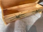 Camel bone box 12,00, Antiek en Kunst, Curiosa en Brocante, Ophalen of Verzenden