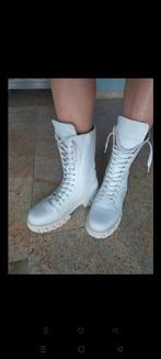 Nikkie boots 40, Kleding | Dames, Schoenen, Beige, Ophalen of Verzenden, Zo goed als nieuw, Nikkie