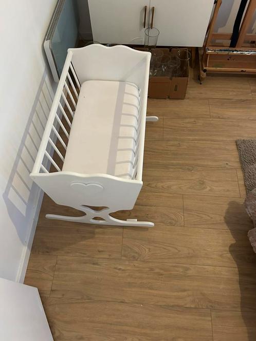 Baby wiegje 90 x 40 cm, Kinderen en Baby's, Kinderkamer | Complete kinderkamers, Zo goed als nieuw, Jongetje of Meisje, Ophalen of Verzenden