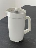 Tupperware Sapkan / schenkkan grijze deksel, Huis en Inrichting, Ophalen of Verzenden, Gebruikt, Beker of Kan