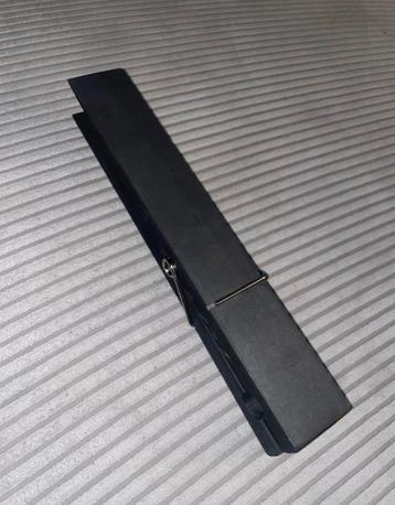 Wasknijper - zwart - hout - nieuw - decoratief beschikbaar voor biedingen