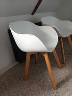 2 leuke witte kuipstoelen, Huis en Inrichting, Stoelen, Ophalen, Zo goed als nieuw, Wit, Twee