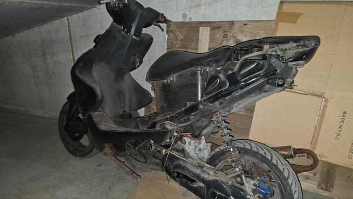 Yamaha Aerox 70cc Hebo Manston - Opknapper, Fietsen en Brommers, Brommers | Schadebrommers, Overige merken, Ophalen of Verzenden