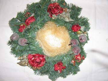 Kerstkrans met rozen beschikbaar voor biedingen