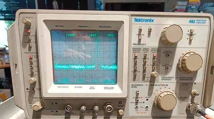 Tektronix 492 spectrum analyzer, Doe-het-zelf en Verbouw, Meetapparatuur, Gebruikt, Overige meters, Ophalen