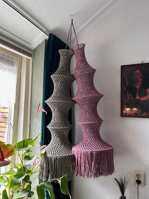 Gehaakte Fishermanslamp bloemen bohemian lamp, Hobby en Vrije tijd, Breien en Haken, Nieuw, Haken, Overige typen, Ophalen of Verzenden