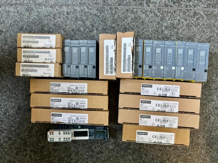 SIEMENS - Simatic - ET 200SP - ET200SP - Diverse modules, Hobby en Vrije tijd, Elektronica-componenten, Zo goed als nieuw, Ophalen of Verzenden