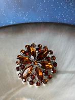 Leuke strass broche, Ophalen of Verzenden, Overige materialen, Broche