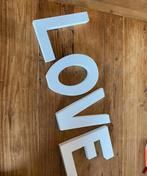Houten letters love, Ophalen of Verzenden, Zo goed als nieuw