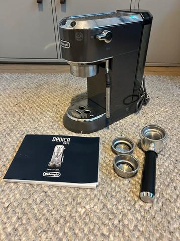 DeLonghi Dedica Arte EC885 Koffiemachine beschikbaar voor biedingen