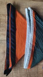 Scouting Groepsdassen, 2 stuks. Per stuk €3, Verzamelen, Scouting, Ophalen of Verzenden, Gebruikt, Pet, Hoed of Sjaal