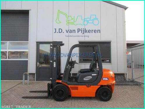 nette Samsung SF25D 2500kg diesel 6878 uur + sideshift, Zakelijke goederen, Machines en Bouw | Heftrucks en Intern transport, Heftruck