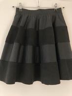 Only korte zwart klokkende rok maat 36/38, Zwart, Ophalen of Verzenden, Zo goed als nieuw, Maat 36 (S)