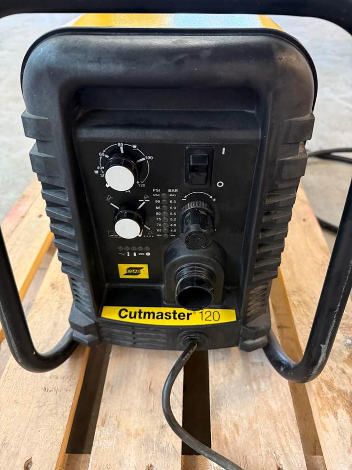 ESAB Cutmaster 120 Plasma Snijder New, Doe-het-zelf en Verbouw, Gereedschap | Lasapparaten, Gebruikt, Overige typen, 150 tot 250 ampère