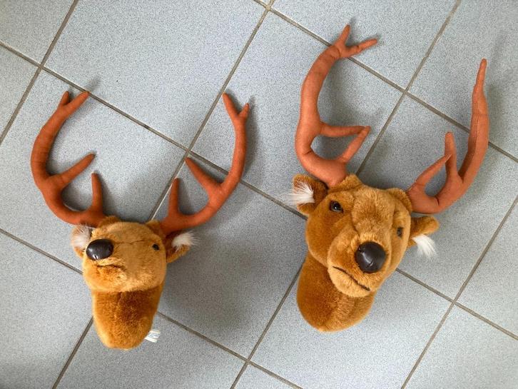 rendierkop (1 groot en 1 kleiner) van pluche, Diversen, Kerst, Zo goed als nieuw, Ophalen of Verzenden
