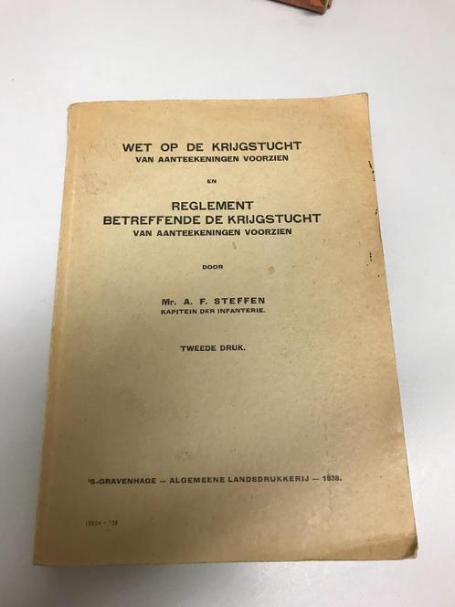 Wet op de krijgstucht 1938, Boeken, Oorlog en Militair, Gelezen, Voor 1940, Ophalen of Verzenden