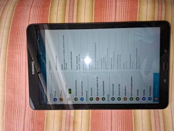 Samsung Tab E in goede staat  beschikbaar voor biedingen