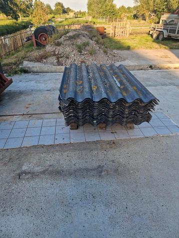 Gebruikte vezelcement golfplaten - Gratis beschikbaar voor biedingen