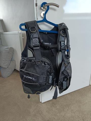 Seaquest Pro QD+ Trimvest beschikbaar voor biedingen