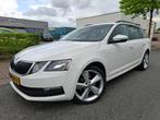 Skoda Octavia Combi 1.0 TSI AUTOMAAT/NAVI/SPORTINTERIEUR/18I, Stof, Gebruikt, 116 pk, Wit
