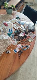 Partij oorbellen, Ophalen of Verzenden, Nieuw, Overige kleuren, Overige materialen