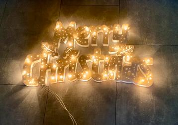 Jaren 80 kersverlichting met plasic met witte lampjes beschikbaar voor biedingen