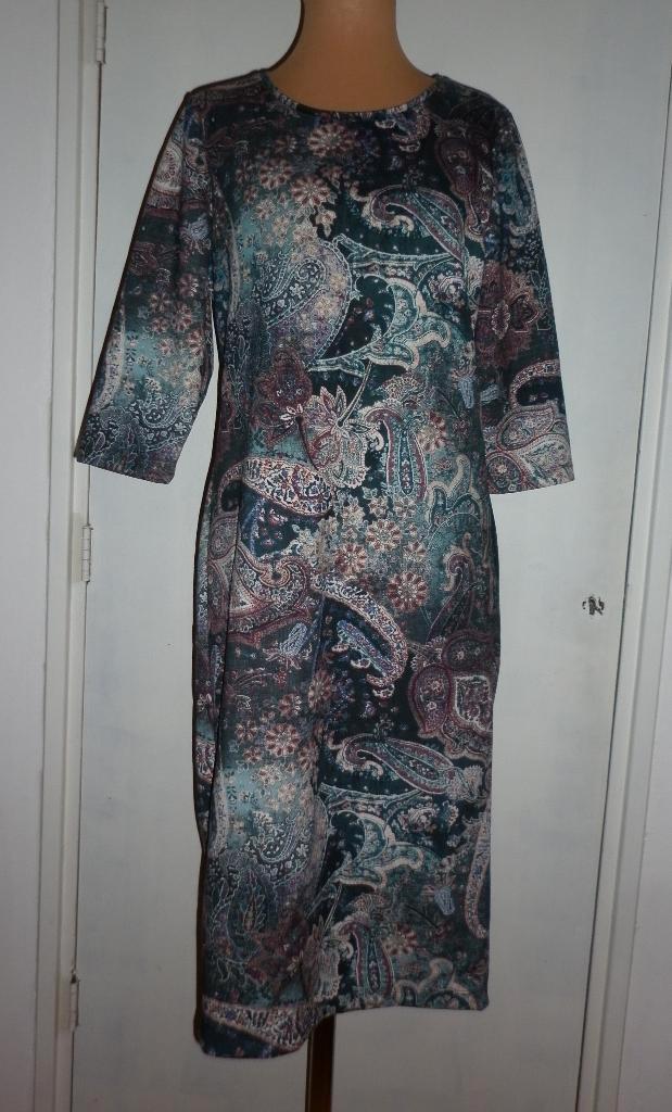 jurk maat large  merk : Donna Due, Kleding | Dames, Jurken, Nieuw, Maat 42/44 (L), Overige kleuren, Knielengte, Verzenden