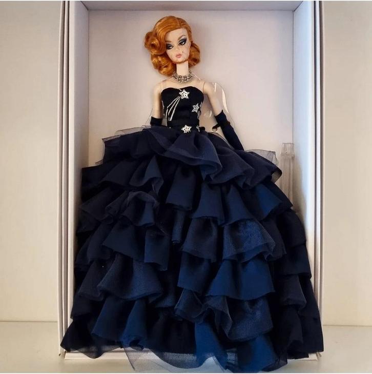 Barbie Silkstone Midnight Glamour 2017 NRFB, Verzamelen, Poppen, Nieuw, Fashion Doll, Ophalen of Verzenden