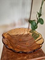 Vintage persglas schaal schelp amber gekleurd glas, Schaal, Rond, Ophalen of Verzenden, Glas